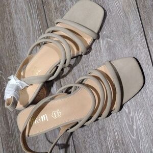 Mi.iM Taupe Leather 2.5 inch heel sandals. NWOT. Size 8.5